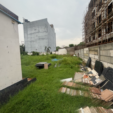 Plot Area in  Plot at Viraj Khand – for Rent