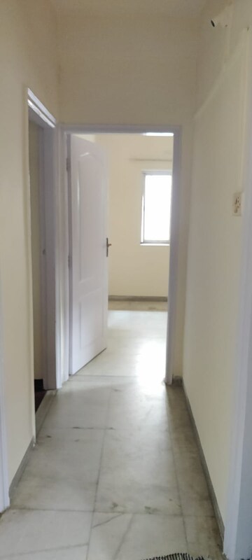 Room in 2 BHK Apartment at Sher E Punjab, Andheri East – for Rent