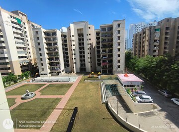 3 BHK Apartment For Rent in Pragati Hills, Sector 47