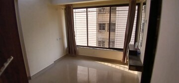 Room in 2 BHK Apartment at Pantnagar Friends CHS, Pant Nagar – for Rent