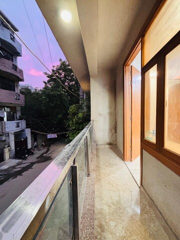 Balcony in 3 BHK Builder Floor at Saket – for Rent
