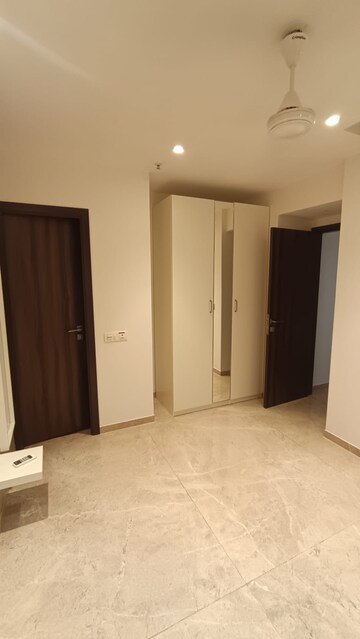 Master Bedroom in 1 BHK Apartment at Hiranandani Regent Hill, Powai – for Rent