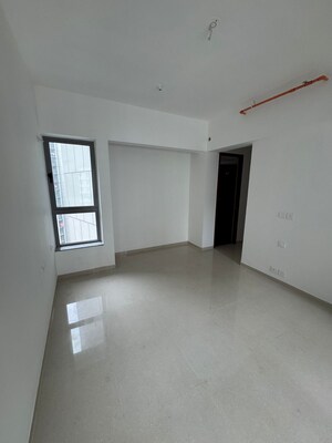 Room in 3 BHK Apartment at Kalpataru Immensa, Kolshet Road – for Sale