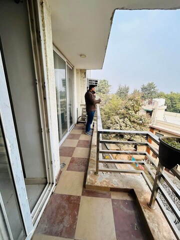 Balcony in 3 BHK Builder Floor at Saket – for Rent