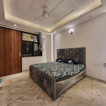 Bedroom in 2 BHK Builder Floor at Saket – for Rent