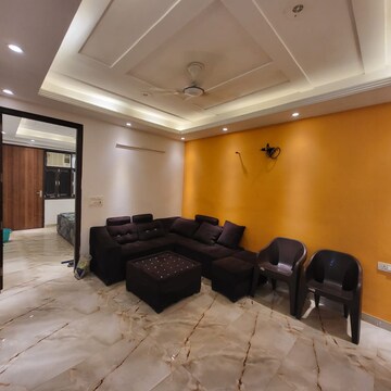 Team Area in 2 BHK Builder Floor at Saket – for Rent