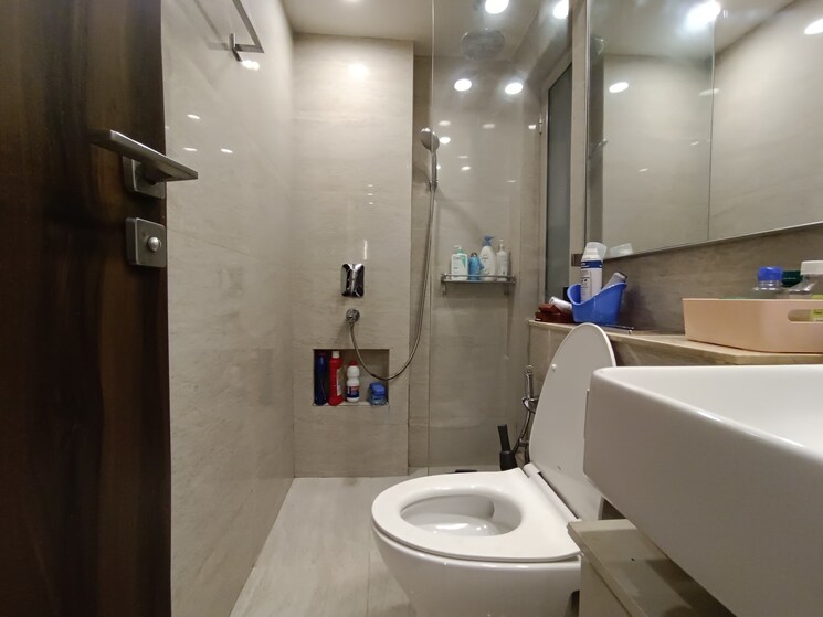 Bathroom, kanakia-silicon-valley 3 Bedroom 1128 Sq.Ft. Apartment In Powai Mumbai 9014747