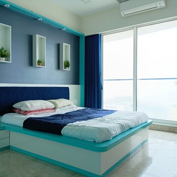 Bedroom in 3 BHK Apartment at Gardenia Apartment Khar West, Ram Krishna Nagar – for Rent