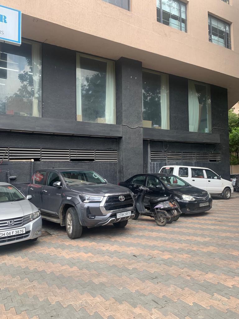 Office Space For Rent in SNS Palace