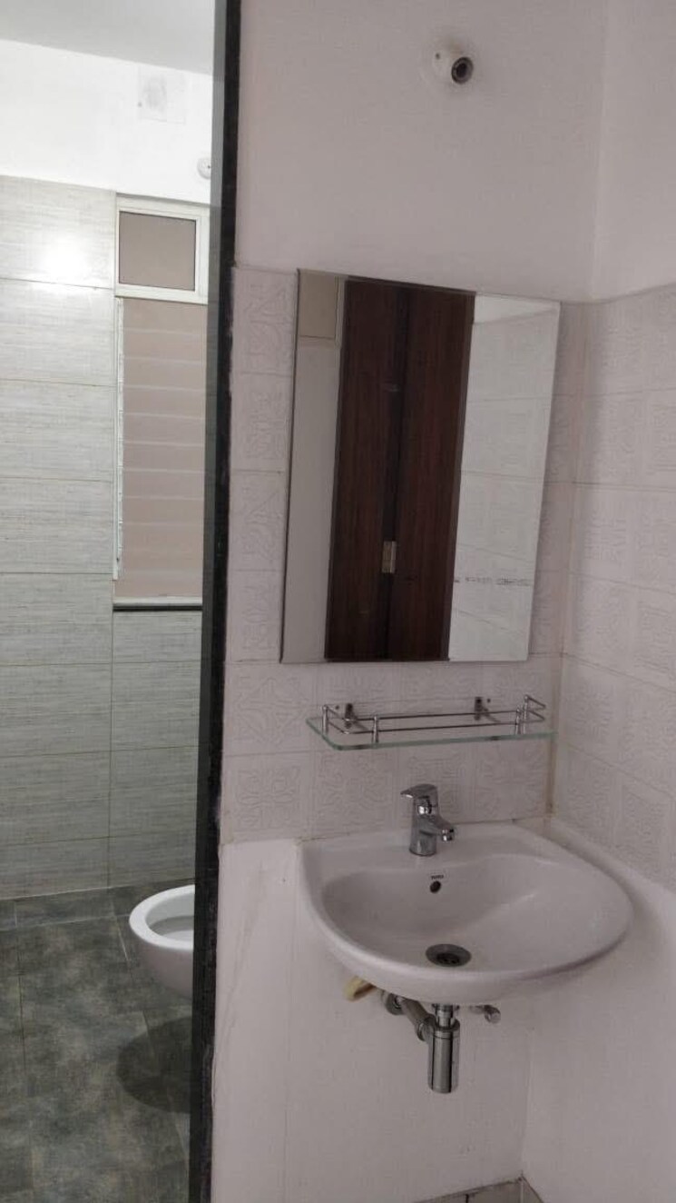 Bathroom, yashwin-hinjewadi 2 Bedroom 700 Sq.Ft. Apartment In Hinjewadi Phase 2 Pune 9014780