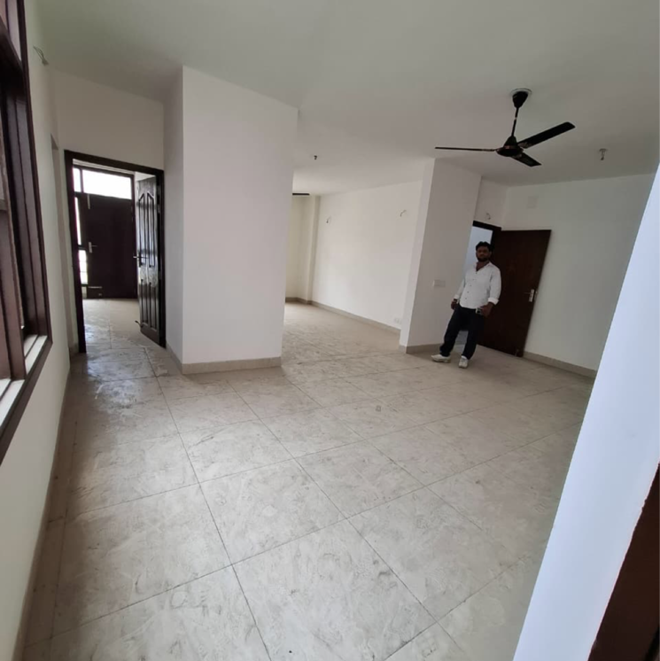 Room, wave-floors-premium 3.5 Bedroom 2500 Sq.Ft. Builder Floor In Wave City Ghaziabad 9014810