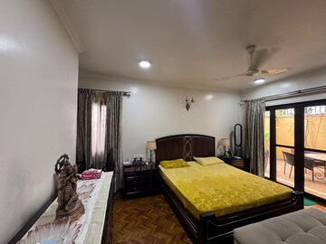 Bedroom in 4 BHK Villa at Manyata Residency, Nagavara – for Sale