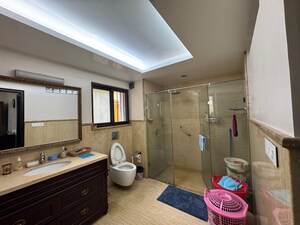 Parking in 4 BHK Villa at Manyata Residency, Nagavara – for Sale