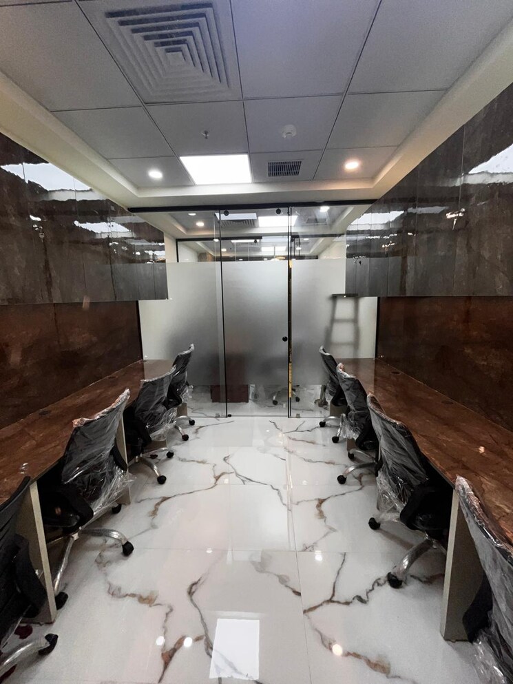 Team Area, alphathum Commercial Office Space 532 Sq.Ft. In Sector 90 Noida 9014836