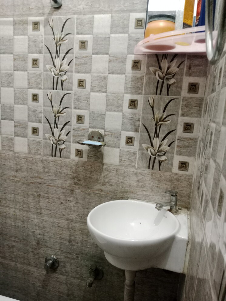 Bathroom, shanti nagar 1 Bedroom 225 Sq.Ft. Builder Floor In Shanti Nagar Panipat 9014849
