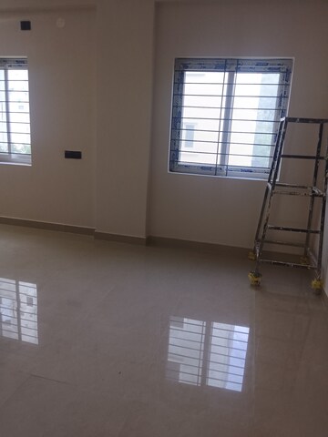 Room in 3 BHK Apartment at Manikonda – for Rent