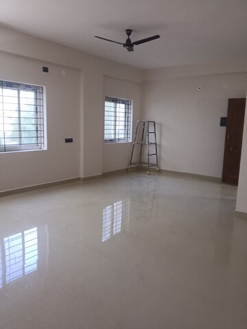Room in 3 BHK Apartment at Manikonda – for Rent