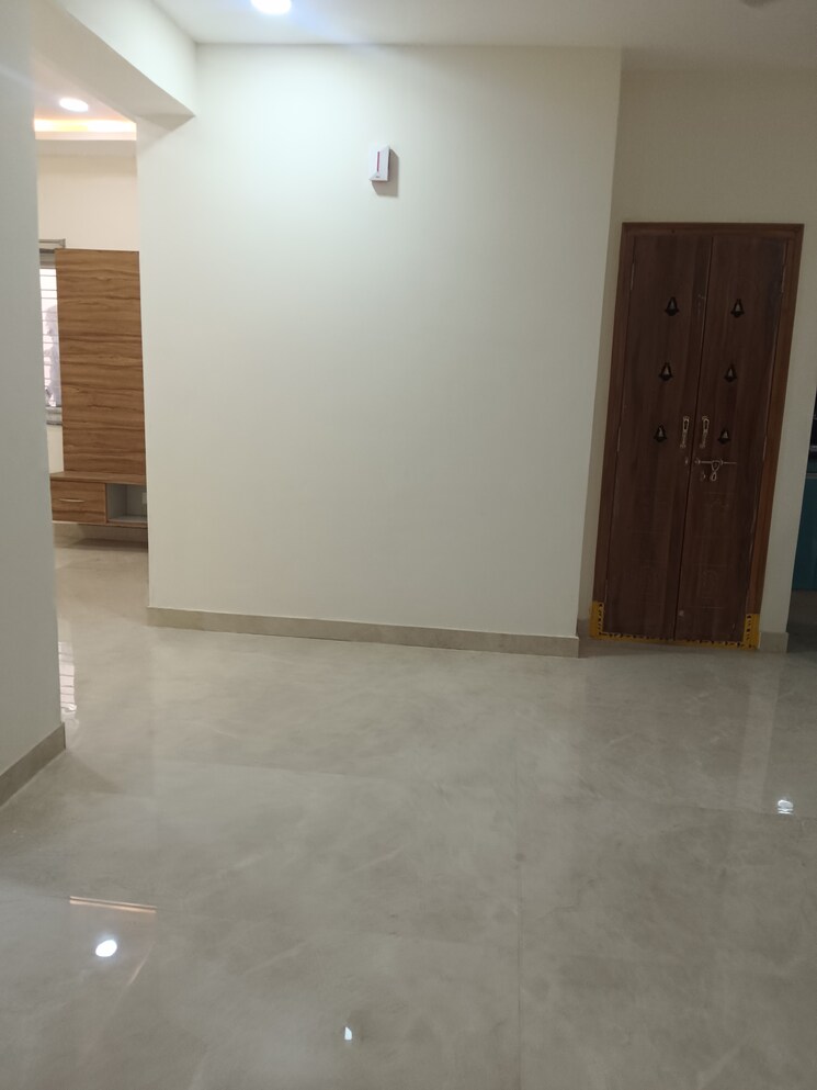 Room, manikonda 3 Bedroom 1700 Sq.Ft. Apartment In Manikonda Hyderabad 9014856