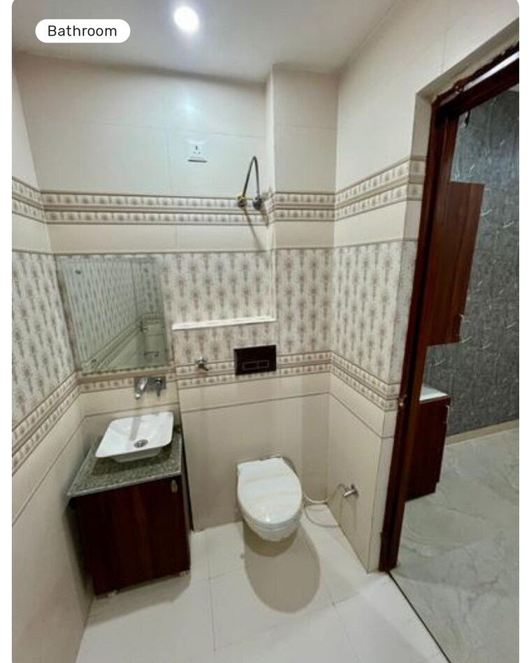 Bathroom, ambala highway 3 Bedroom 115 Sq.Yd. Apartment In Ambala Highway Zirakpur 9014884