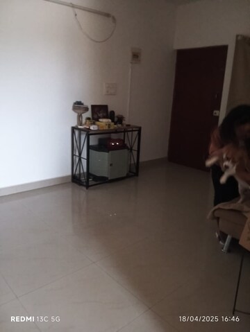 Room in 2 BHK Apartment at Lake Enclave, Kr Puram – for Rent