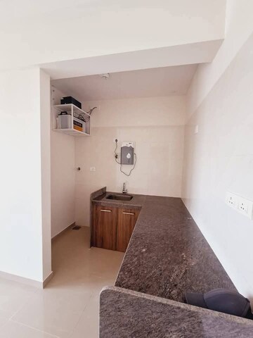 Room in 1 BHK Apartment at Duville Riverdale Suites, Kharadi – for Rent
