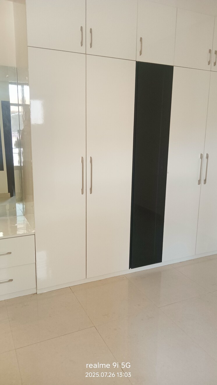 Room, ambala highway 3 Bedroom 150 Sq.Yd. Apartment In Ambala Highway Zirakpur 9014907