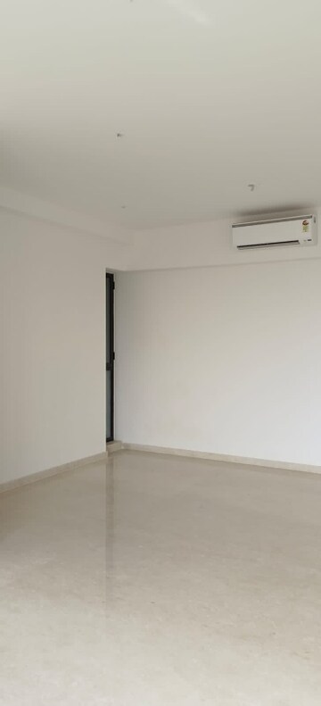 Room in 2 BHK Apartment at Powai – for Rent