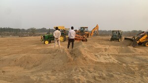  Plot – Exterior View View at Sultanpur Road - for Sale