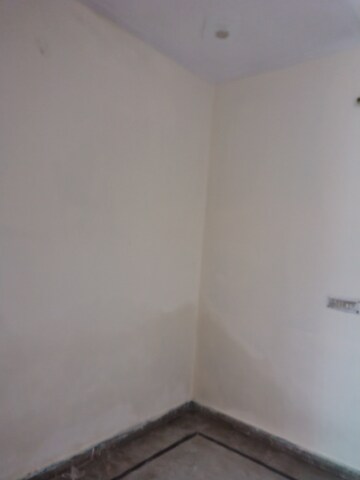 Room in 2.5 BHK Independent House at Parvatiya Colony – for Sale