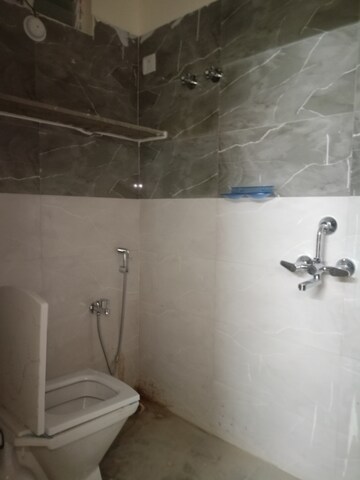 Bathroom in 1 BHK Apartment at Kondapur – for Rent