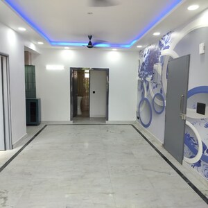 Building Lobby in 2 BHK Builder Floor at Uppal Southend, Sector 49 – for Sale
