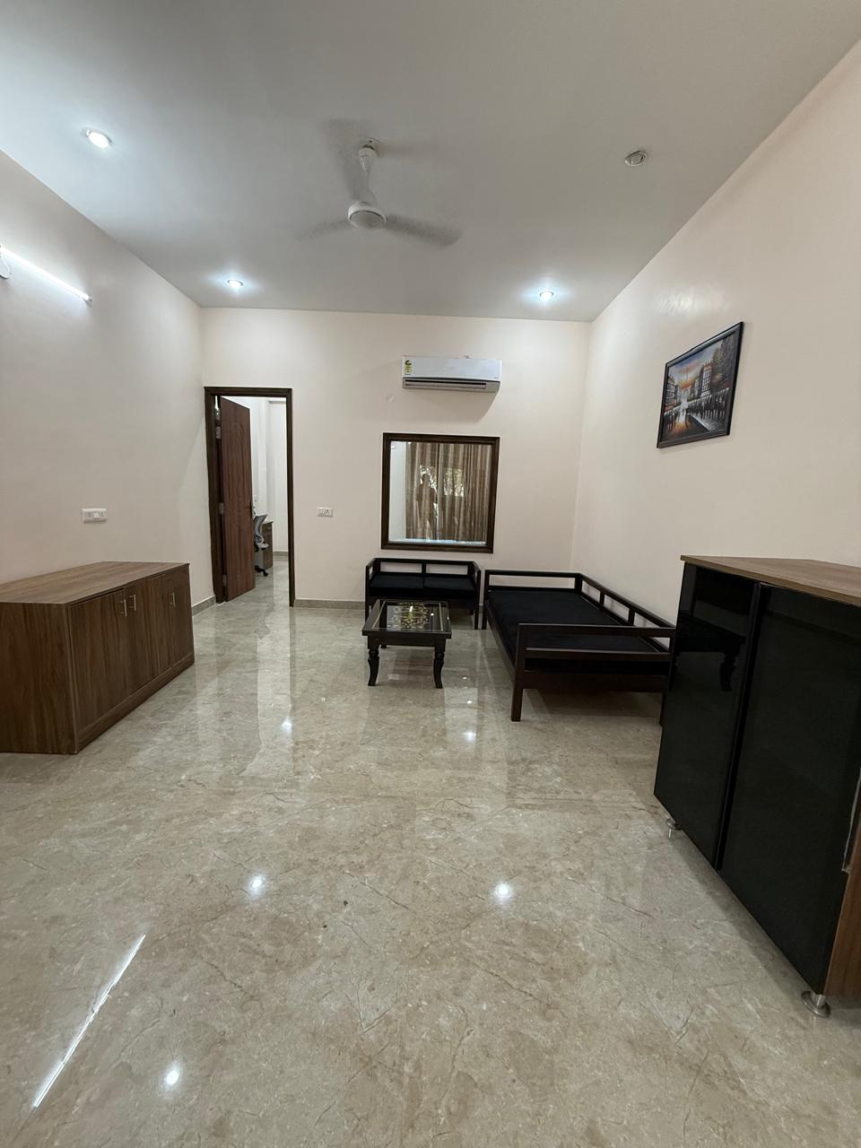 2 BHK + Pooja Room Builder Floor For Rent in Elan Nirvana Sector 50 gu