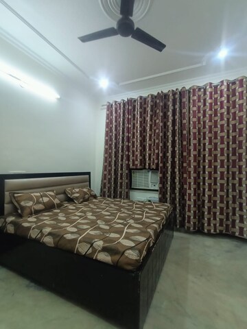 Bedroom in 2 BHK Builder Floor at Baani Square, Sector 50 – for Rent