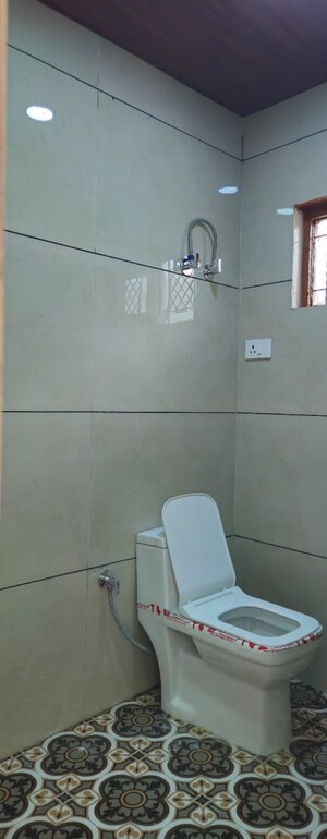 Furnished Amenities in 2 BHK Builder Floor at Paradise Homes Shahberi, Shahberi – for Sale