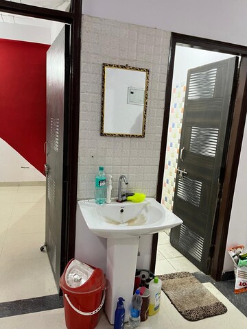  2 BHK Apartment at Raj Compound Colony, Gt Road – for Rent