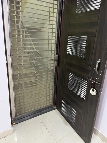  2 BHK Apartment at Raj Compound Colony, Gt Road – for Rent