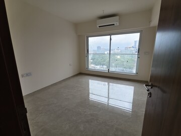 Room in 3 BHK Apartment at LnT Elixir Reserve, Powai – for Rent