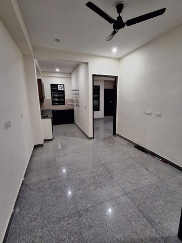 Building Lobby in 2.5 BHK Builder Floor at Harit Vihar RWA, Burari – for Sale