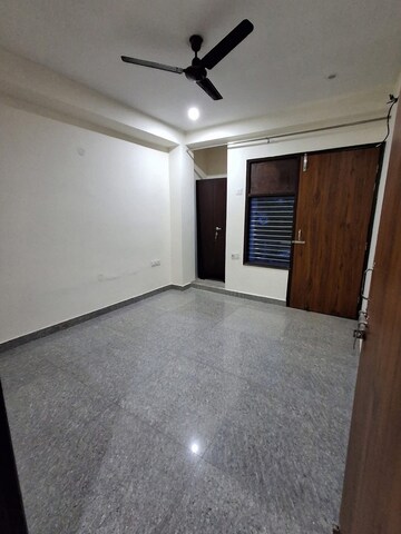 Room in 2.5 BHK Builder Floor at Harit Vihar RWA, Burari – for Sale