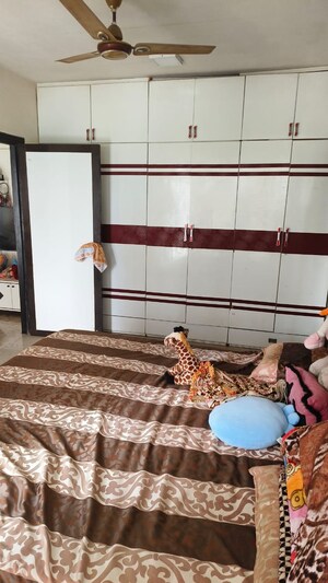 Furnished Amenities in 2 BHK Apartment at Valentine Apartments, Goregaon East – for Sale