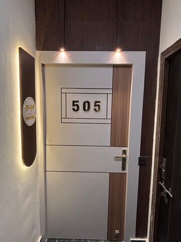 Furnished Amenities in 2 BHK Apartment at Signature Orchard Avenue 2, Sector 93 – for Rent