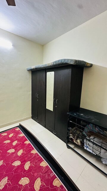 Furnished Amenities in 3 BHK Apartment at Achalare Vedant Apartment, Kothrud – for Rent