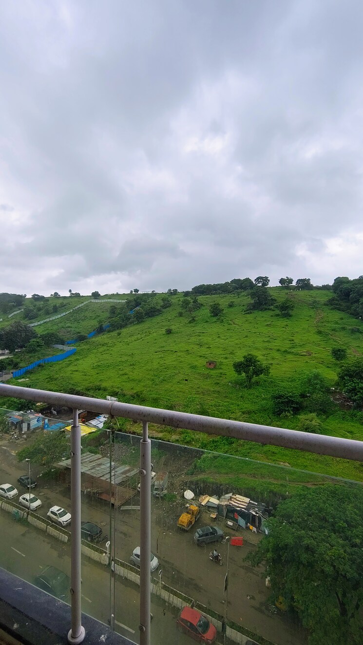 Garden, brahma-vantage-high-a 2 Bedroom 1507 Sq.Ft. Apartment In Bavdhan Pune 9015139