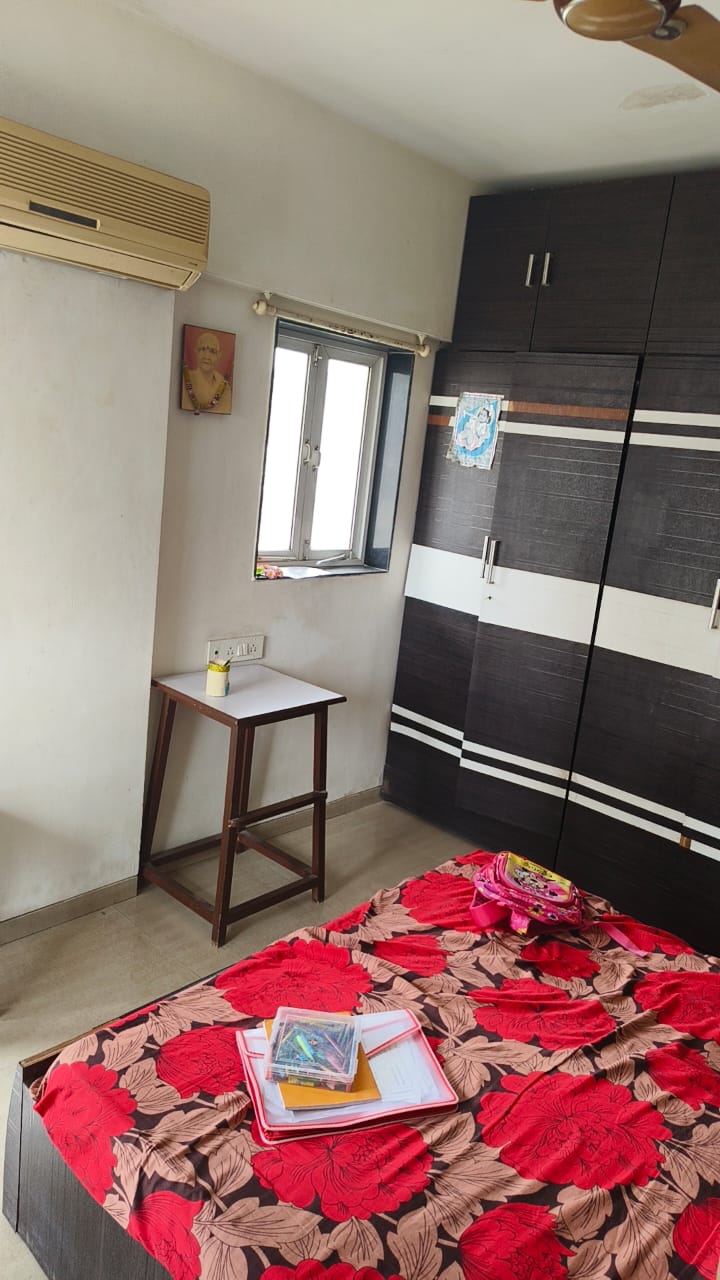 2 BHK Apartment For Sale in Lalani Velentine Apartments II