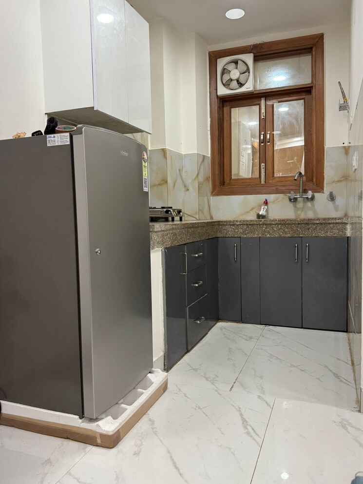 Kitchen, saket 1 Bedroom 750 Sq.Ft. Apartment In Saket Delhi 9015200