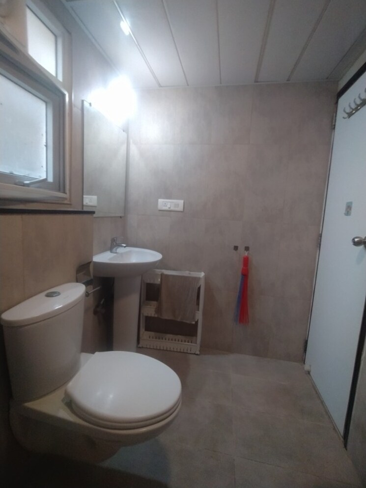 Bathroom, prestige-sunrise-park 3 Bedroom 1615 Sq.Ft. Apartment In Electronic City Phase I Bangalore 9015175