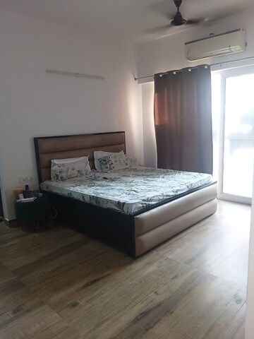 Bedroom in 4 BHK Apartment at Sector 1 – for Rent