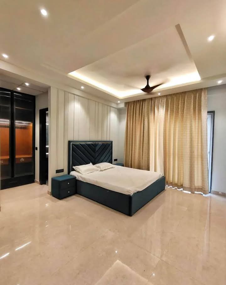 2 BHK Apartment For Rent in Saket 
