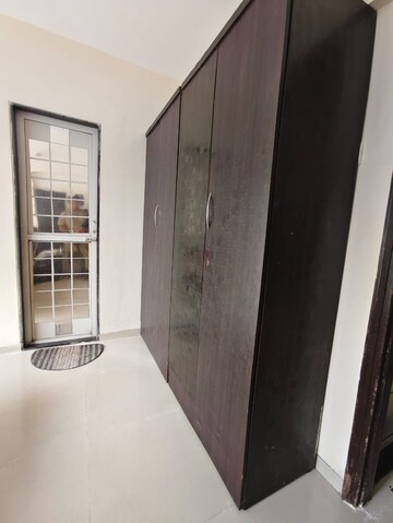 Bedroom in 1 BHK Apartment at Lotus Lotus Link Square, Malad West – for Rent