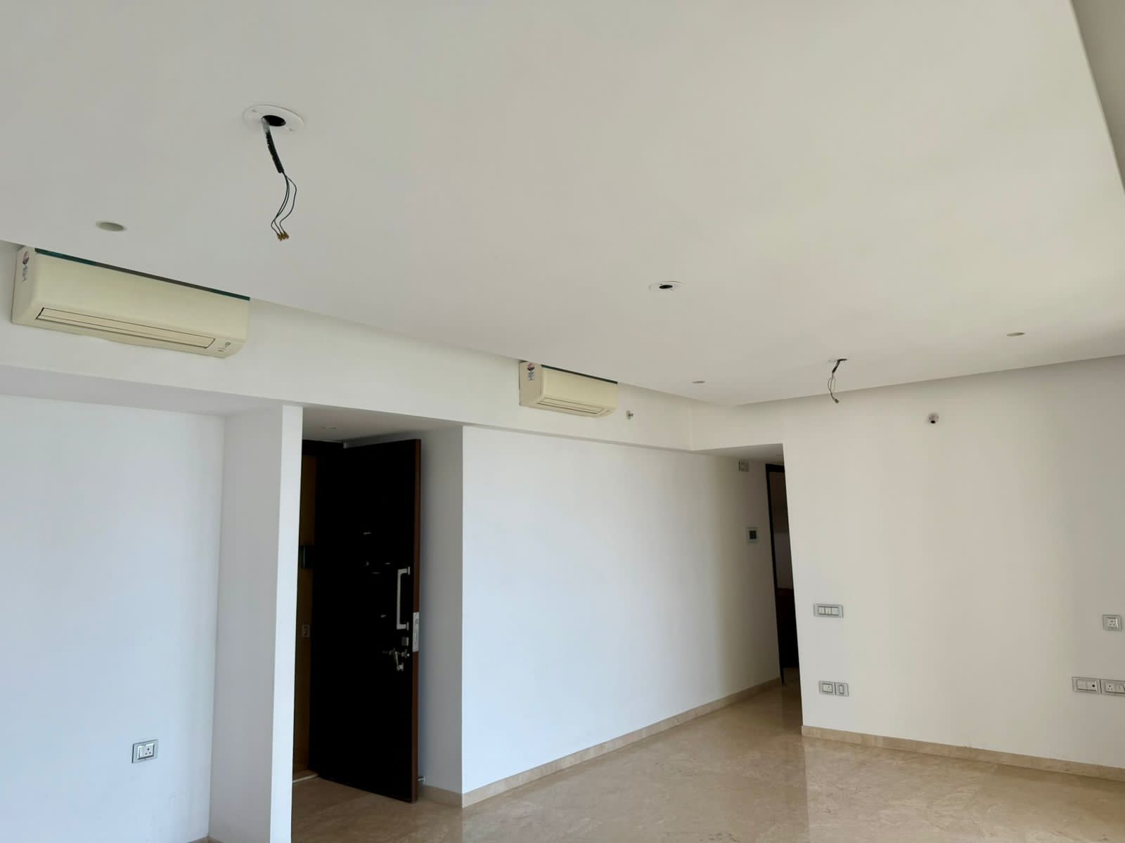 3 BHK + Pooja Room Apartment For Sale in One Hiranandani Park